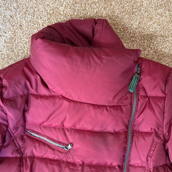 Marc New York Maroon Down Puffer Jacket Size Medium - Picture 3 of 11